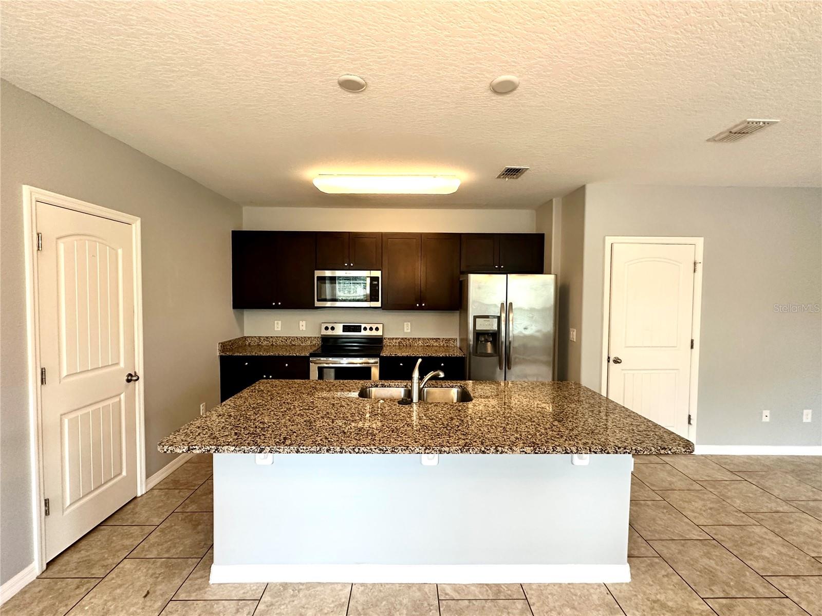 16350 Turning Tide Way Property Photo 4