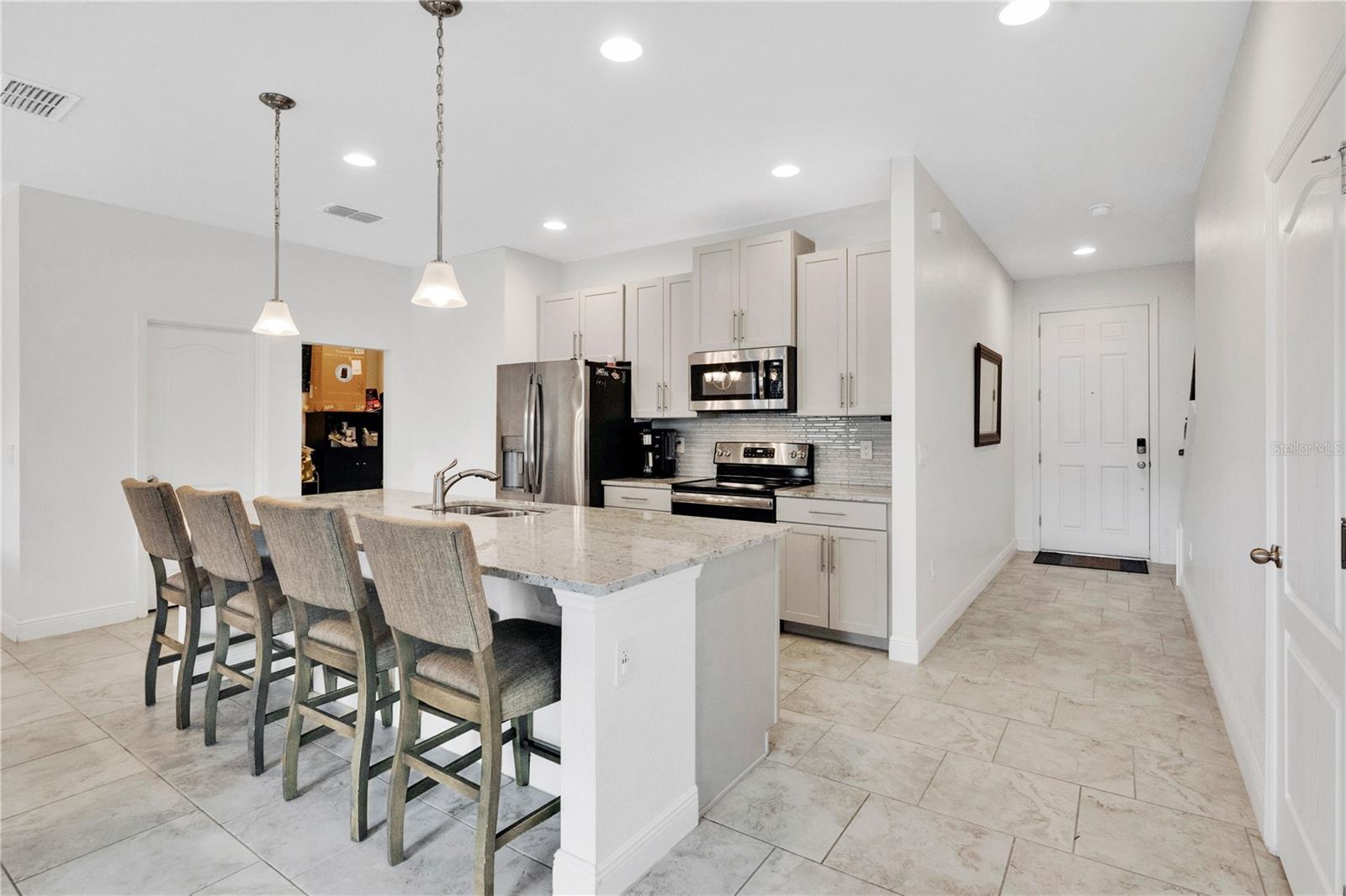 17412 Painted Leaf Way Property Photo 5