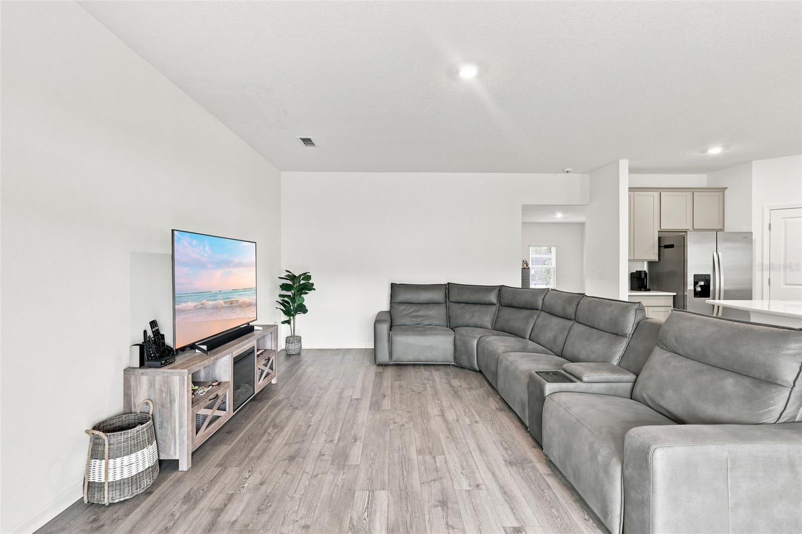 4768 Argand Dr Property Photo 15