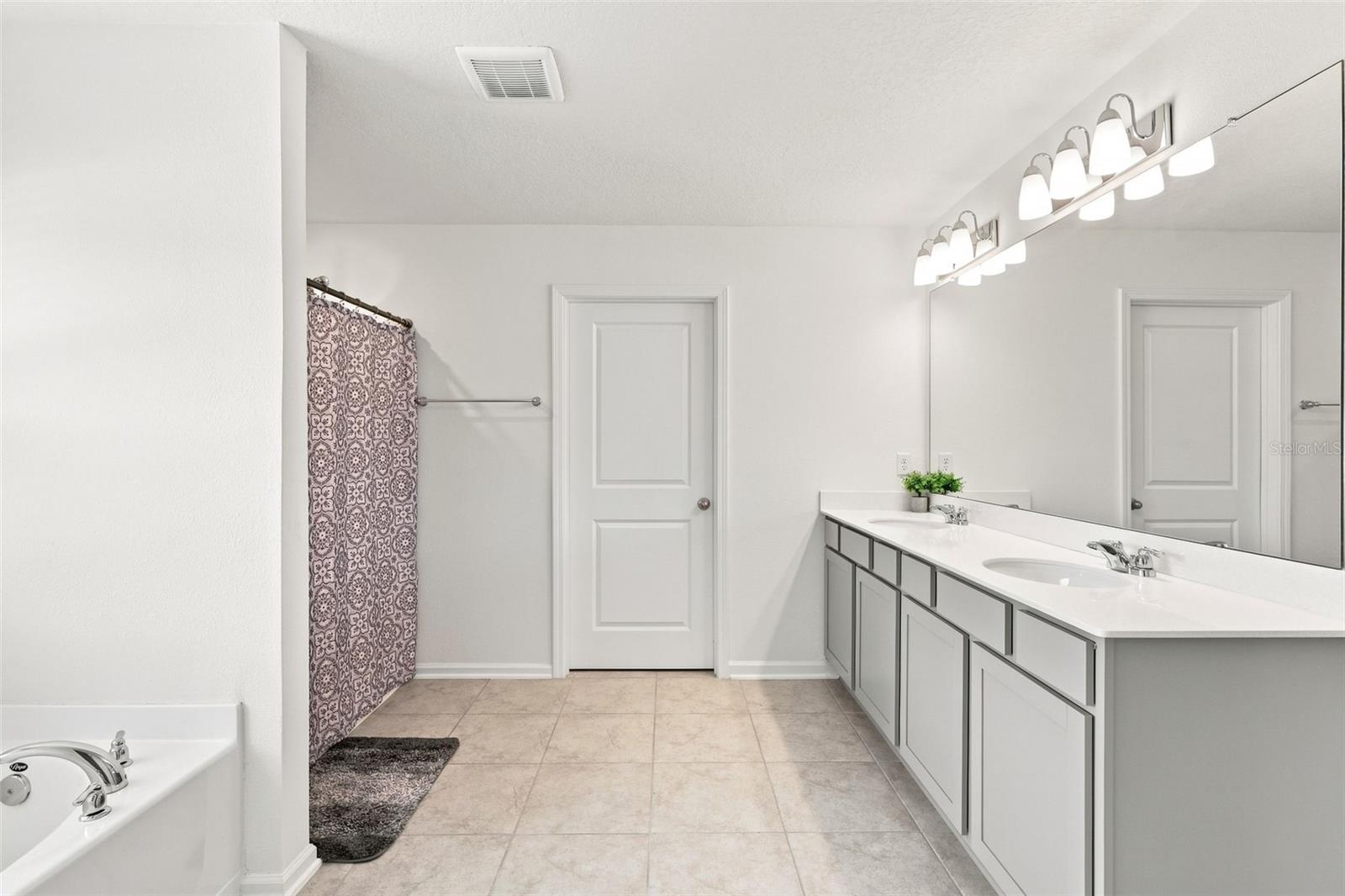 4768 Argand Dr Property Photo 33