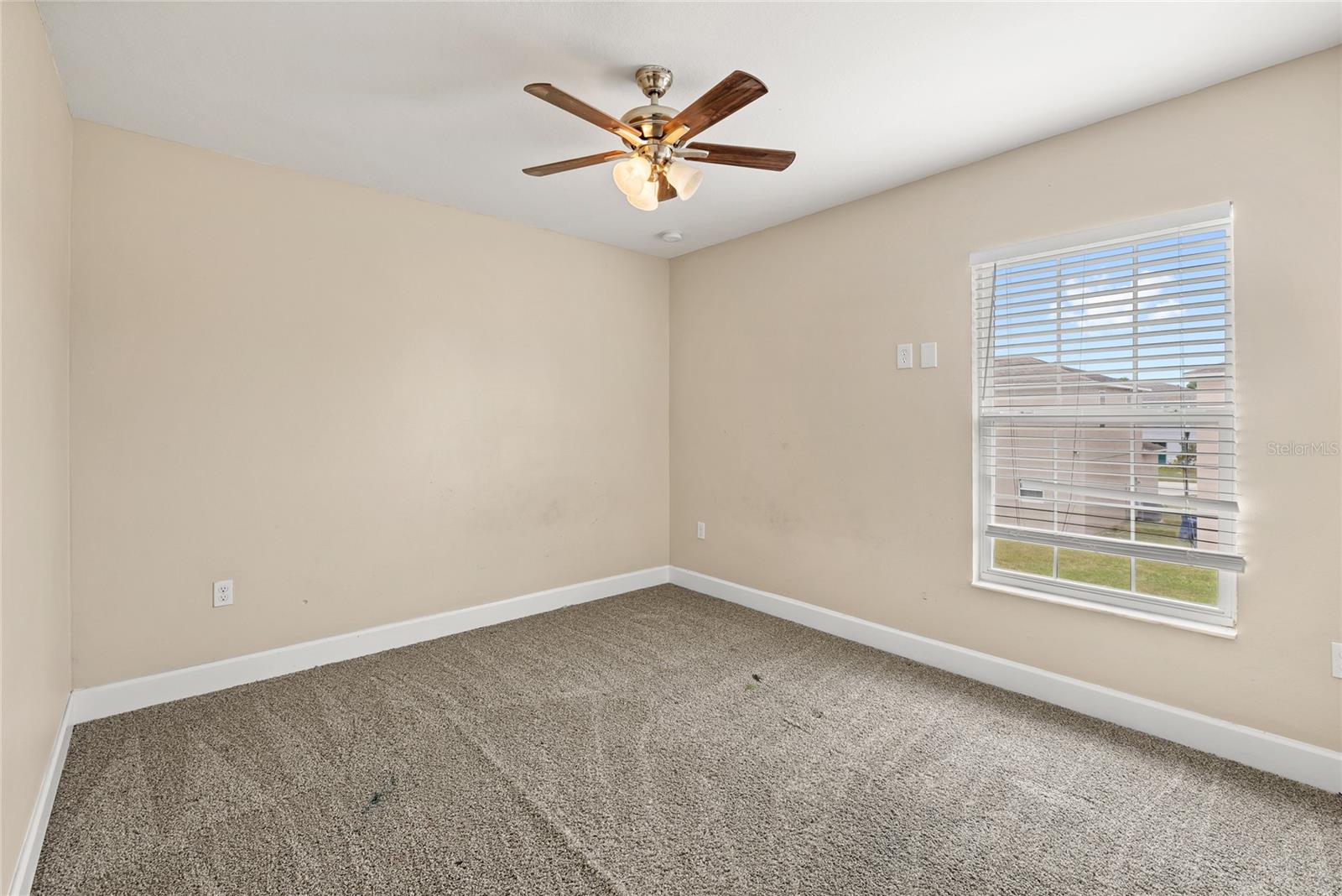 1469 Salisbury Dr Property Photo 20
