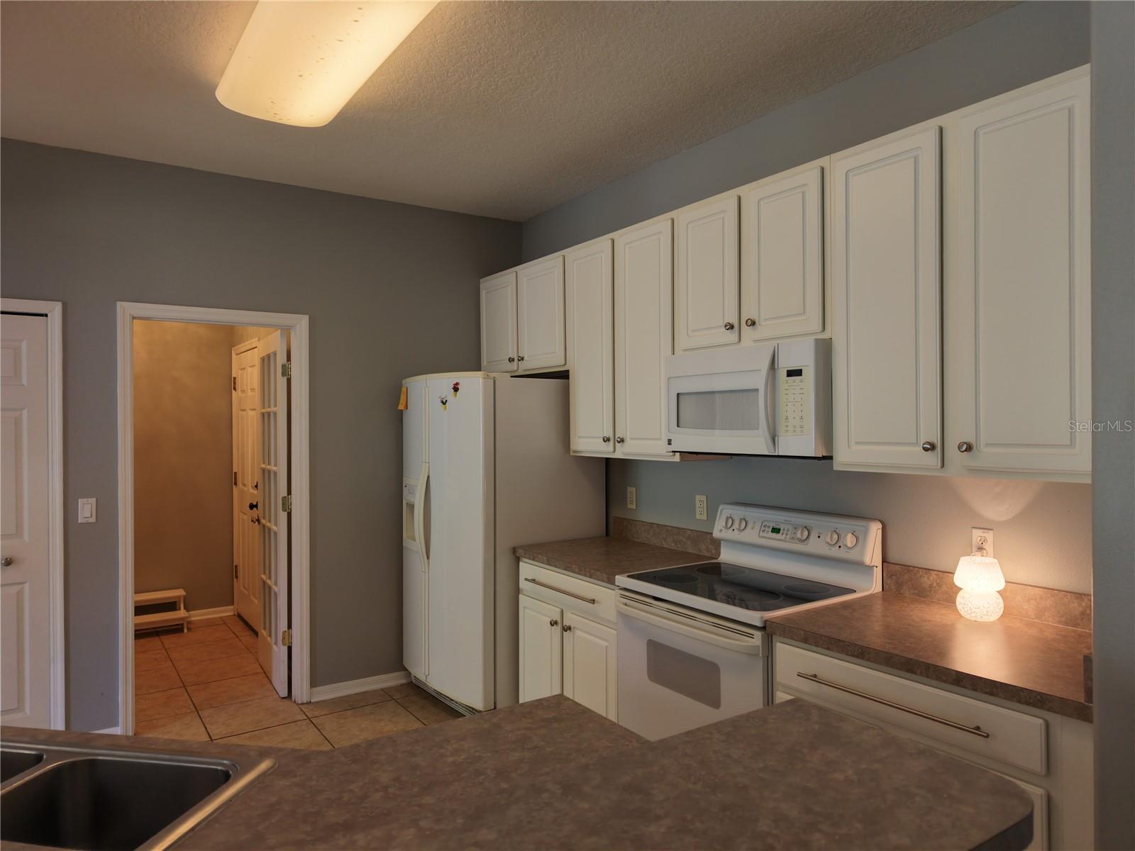 8251 Newbury Sound Ln Property Photo 17