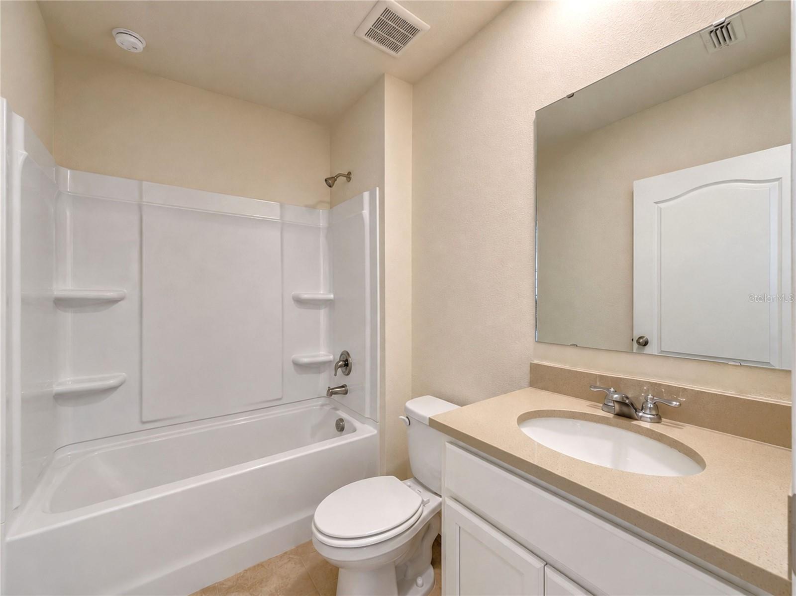 869 Ambleside Dr Property Photo 14