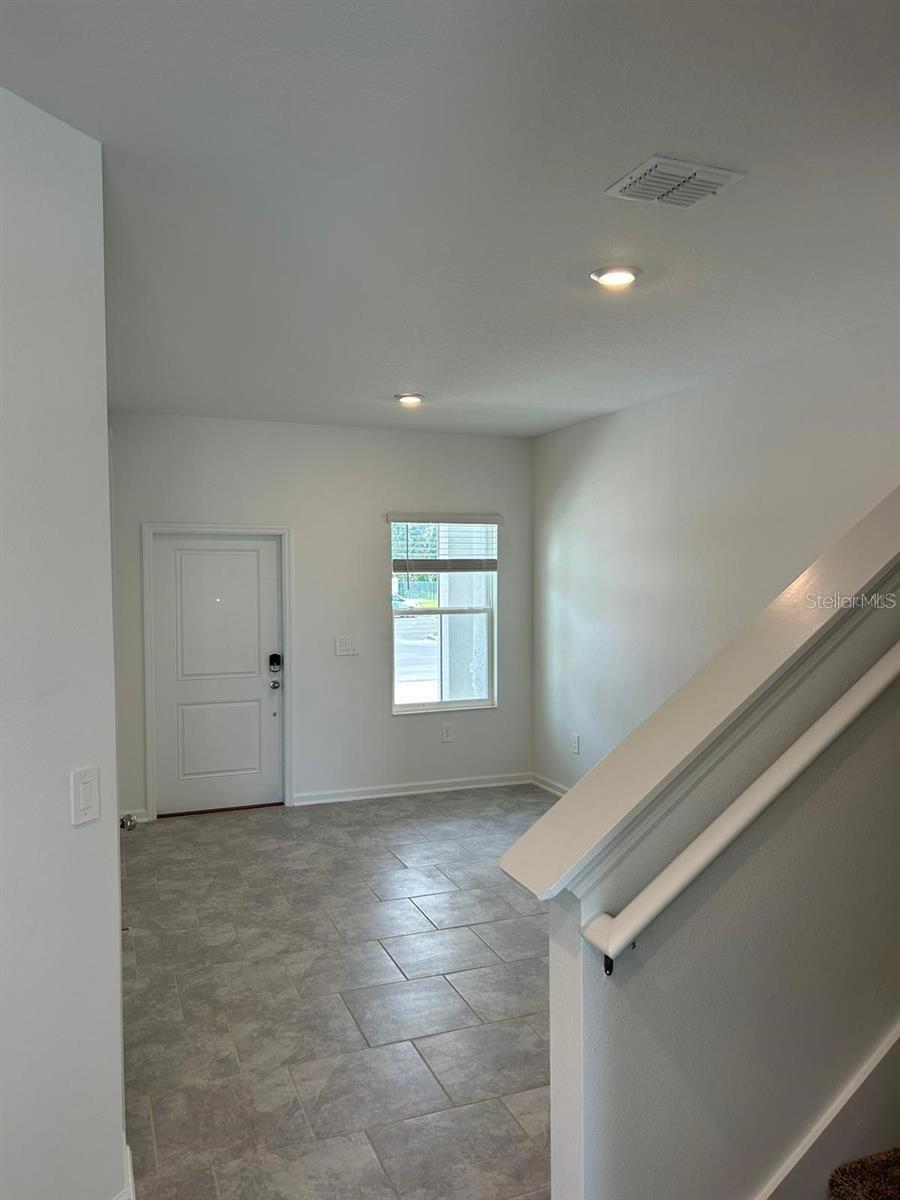 3350 Laurent Loop Property Photo 11