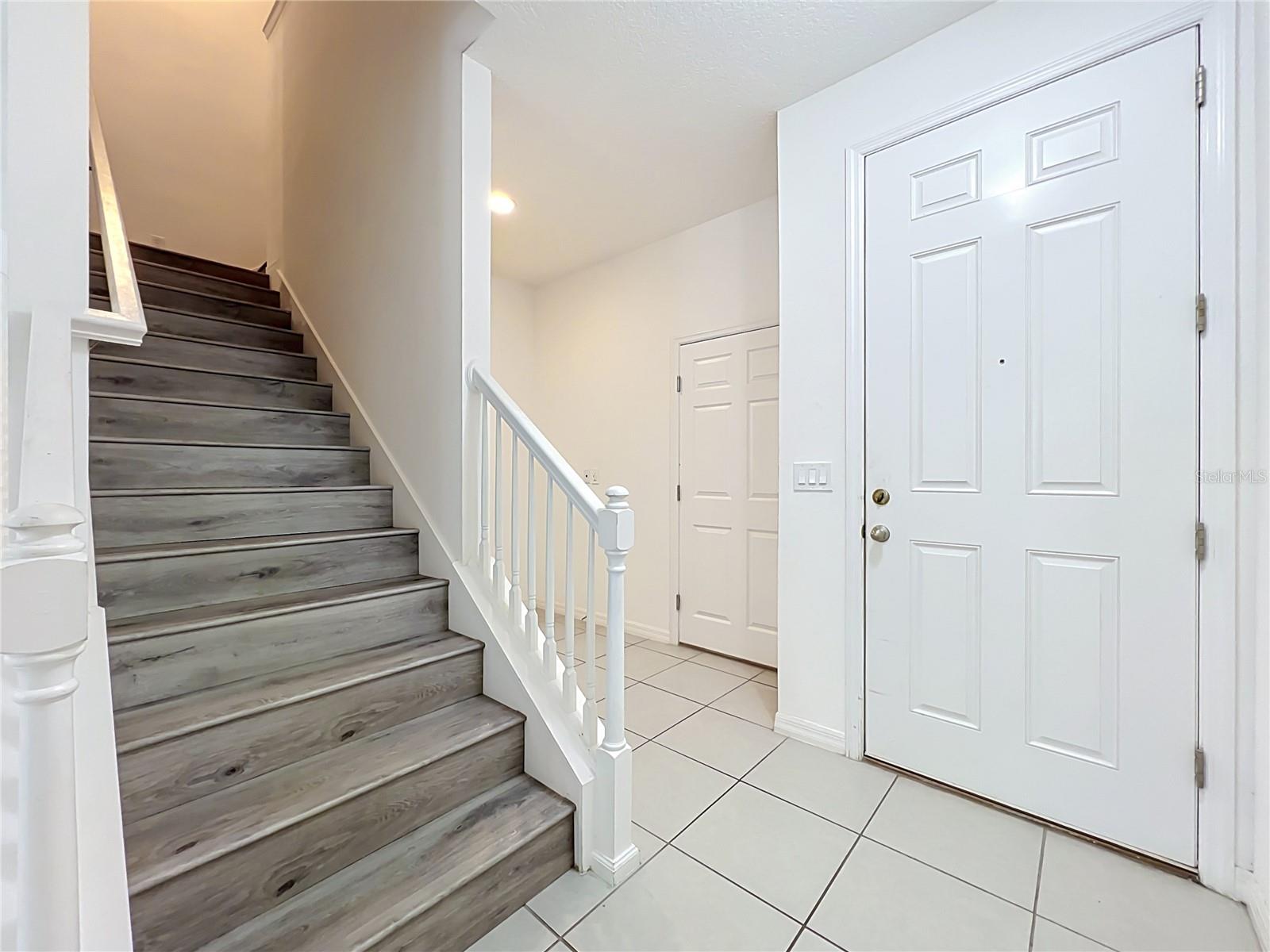 2193 Sedge Grass Way Property Photo 9
