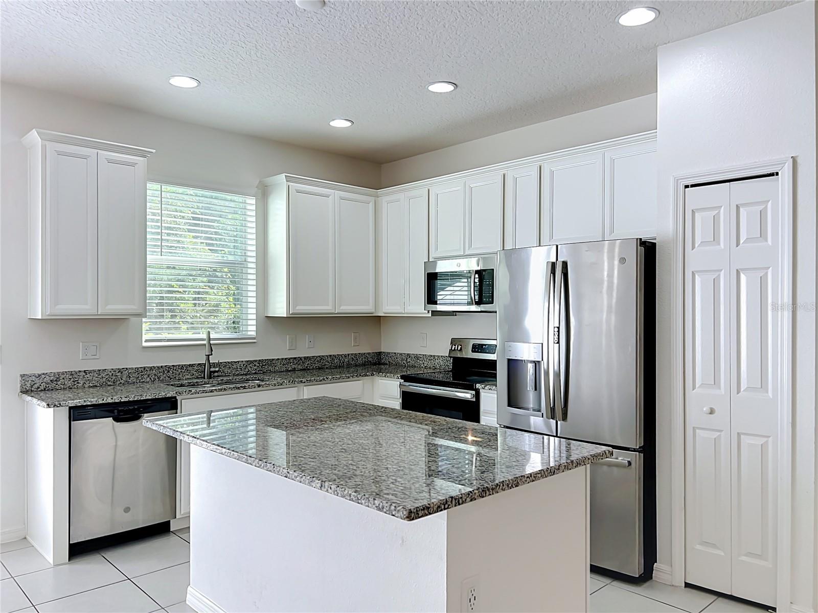 2193 Sedge Grass Way Property Photo 18