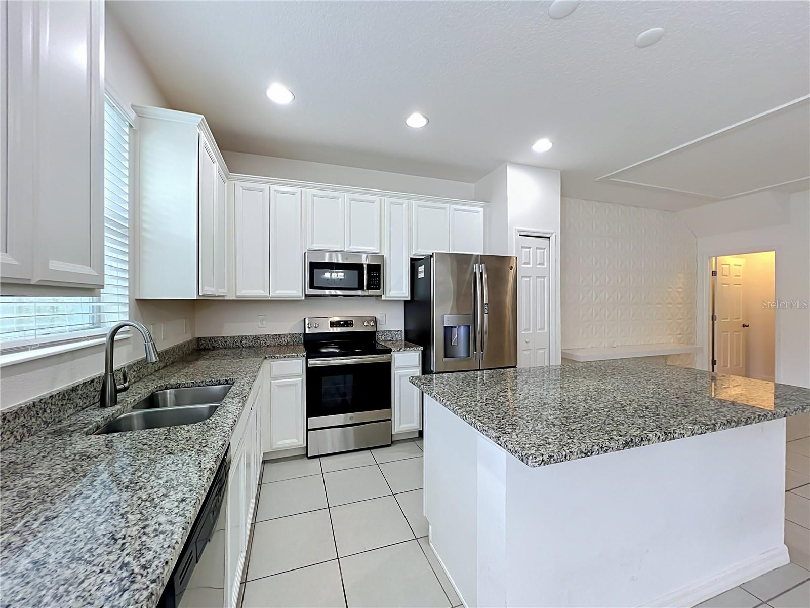 2193 Sedge Grass Way Property Photo 23