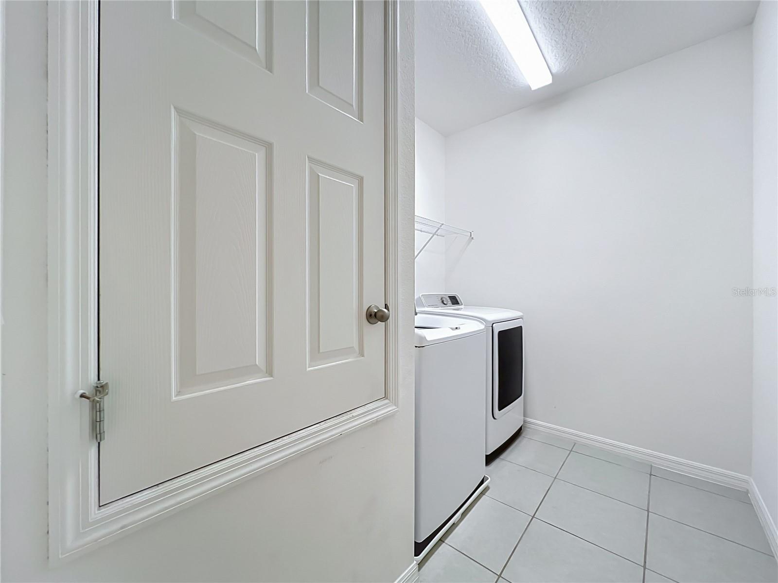 2193 Sedge Grass Way Property Photo 42