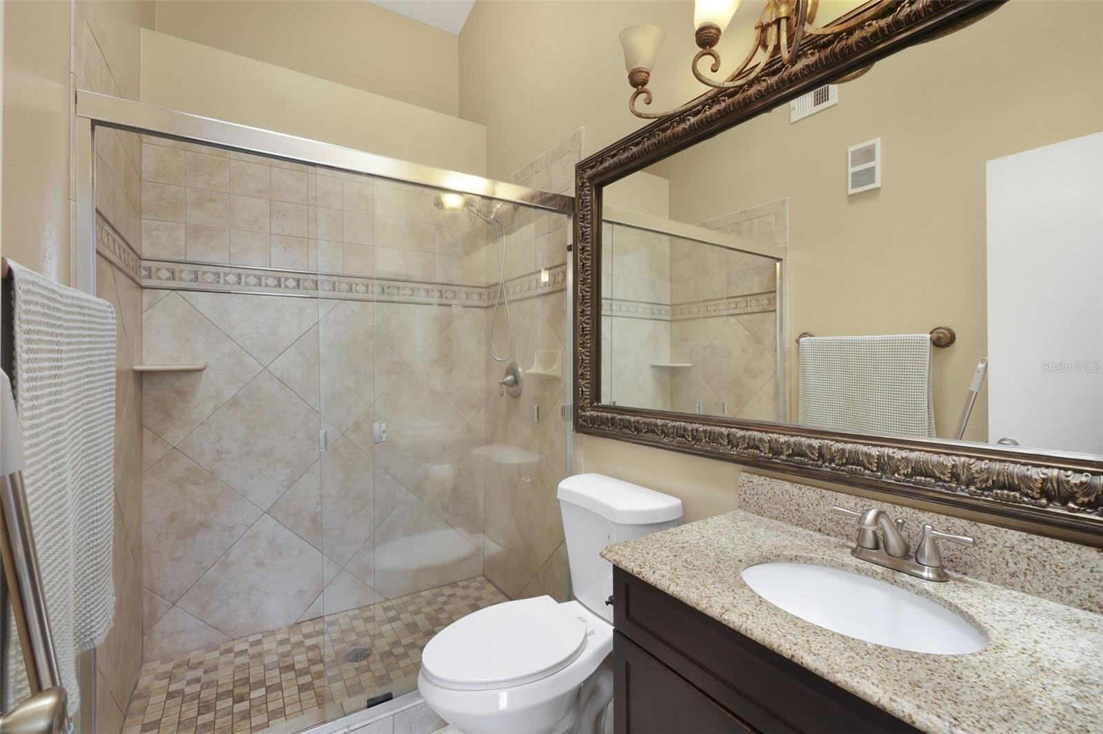 942 Sykes Ct #101 Property Photo 10