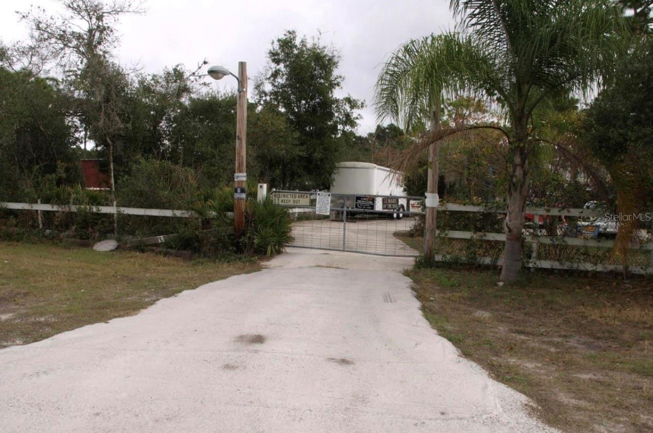 601 Eden Dr Property Photo 1