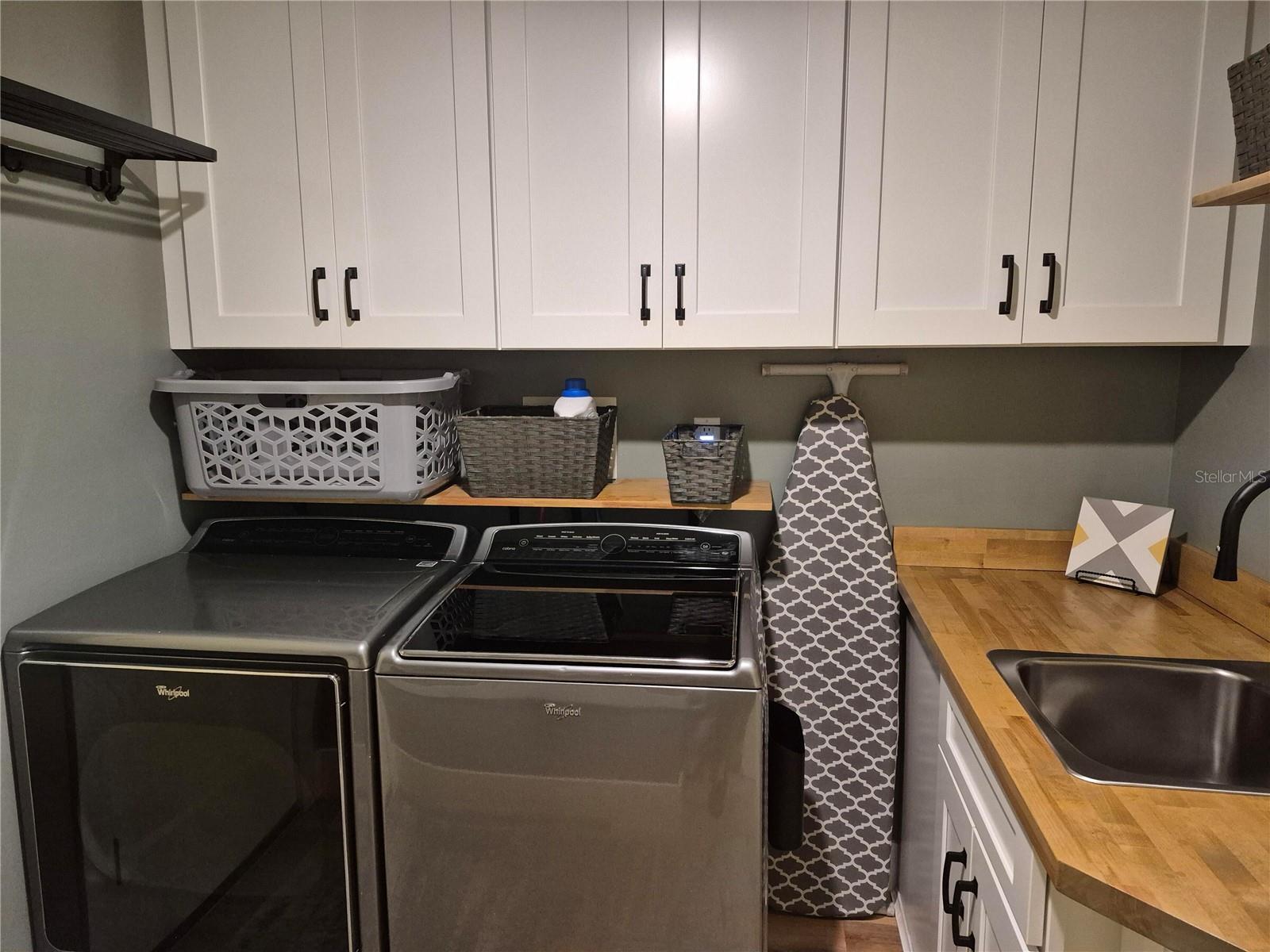5370 Whispering Pine Cir Property Photo 31