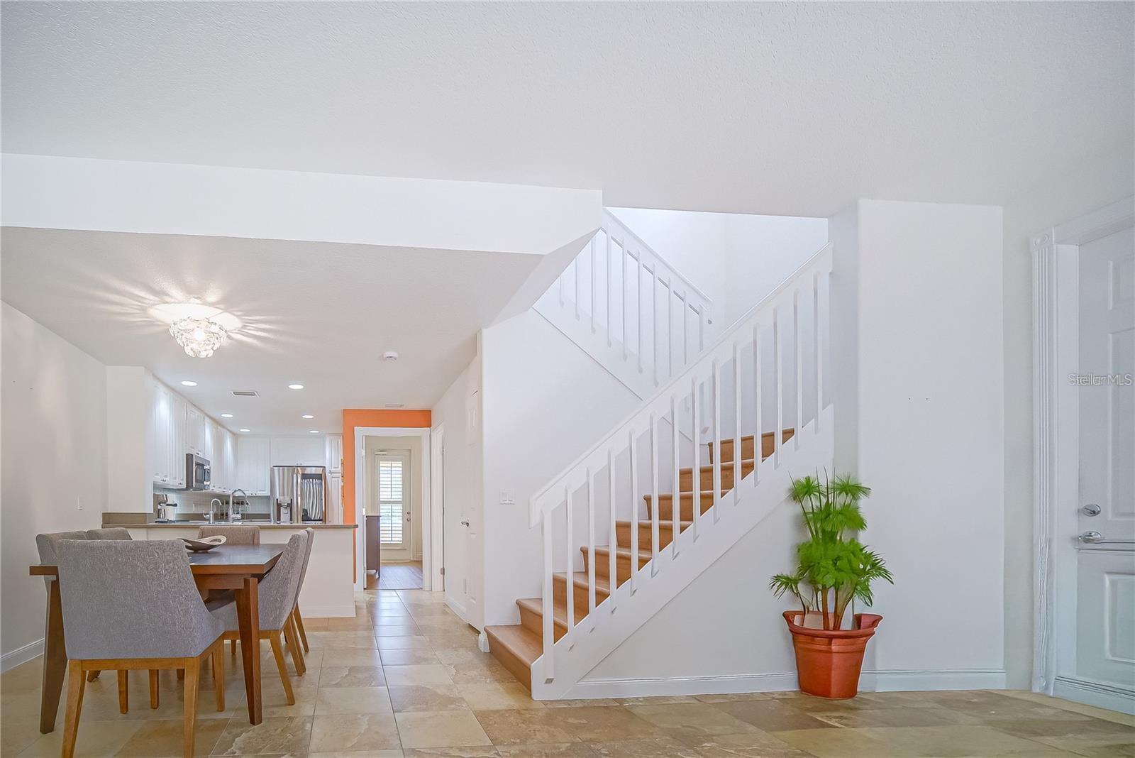 8523 Leatherleaf Ln Property Photo 3
