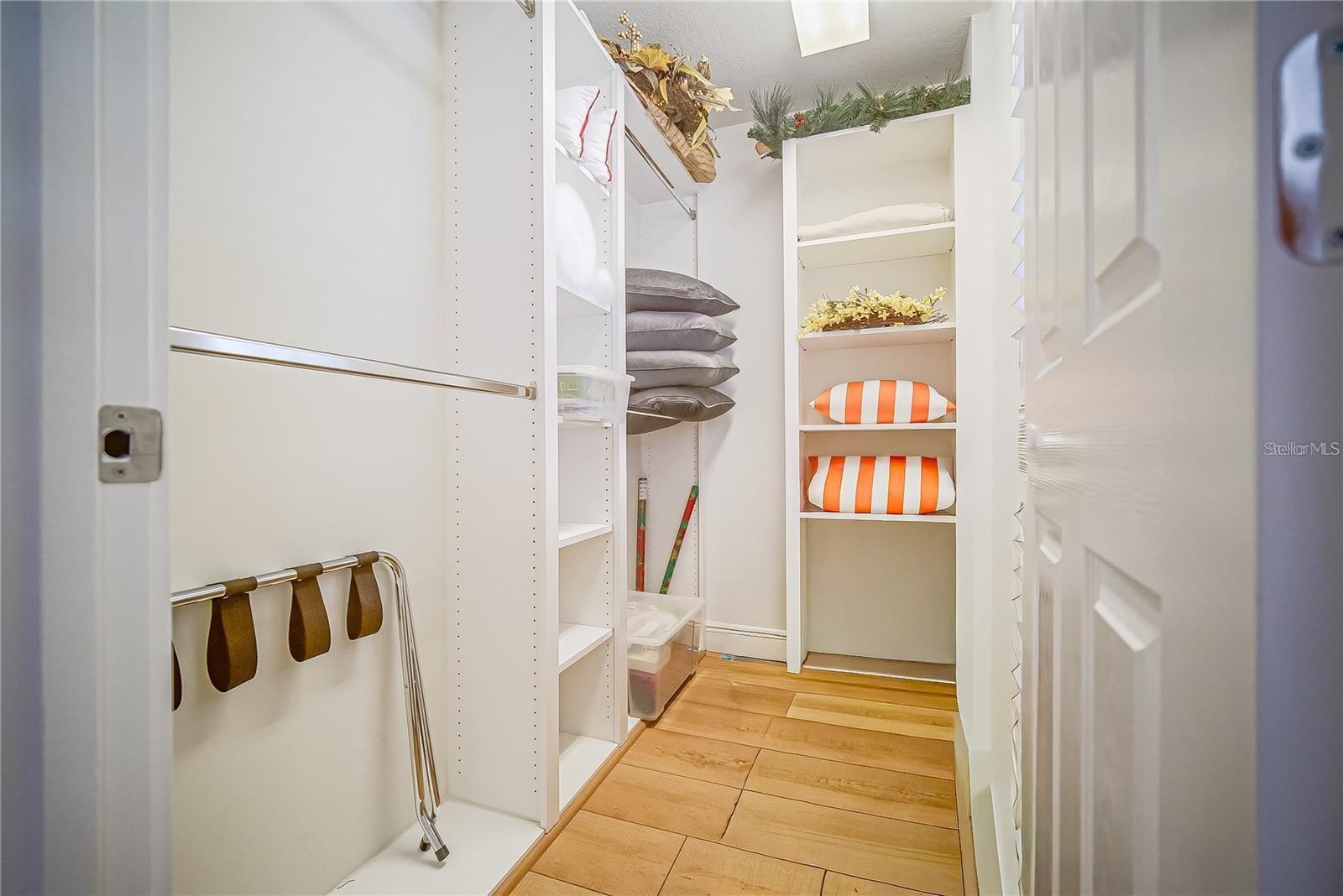 8523 Leatherleaf Ln Property Photo 18