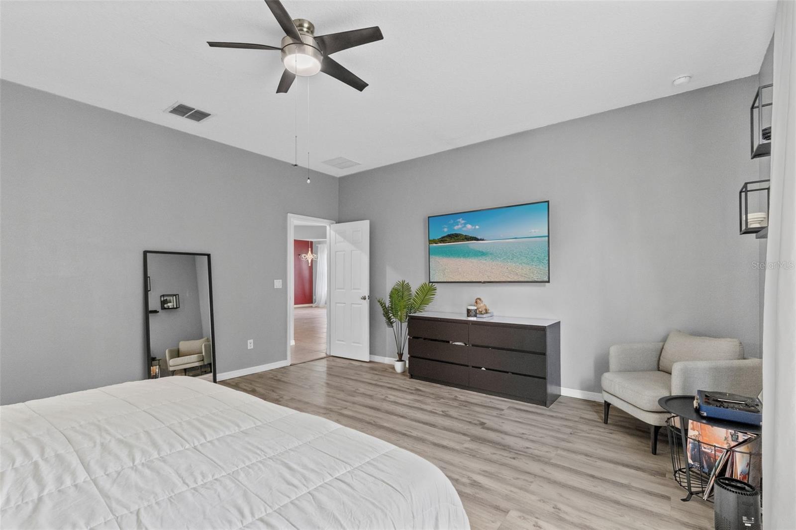1553 Pine Marsh Loop Property Photo 16
