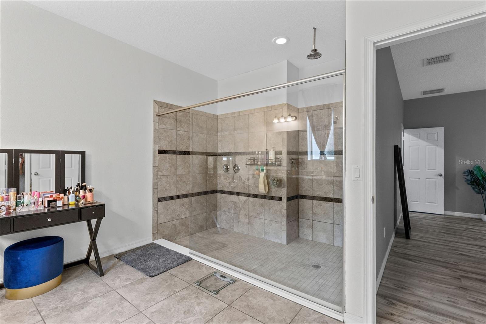 1553 Pine Marsh Loop Property Photo 17