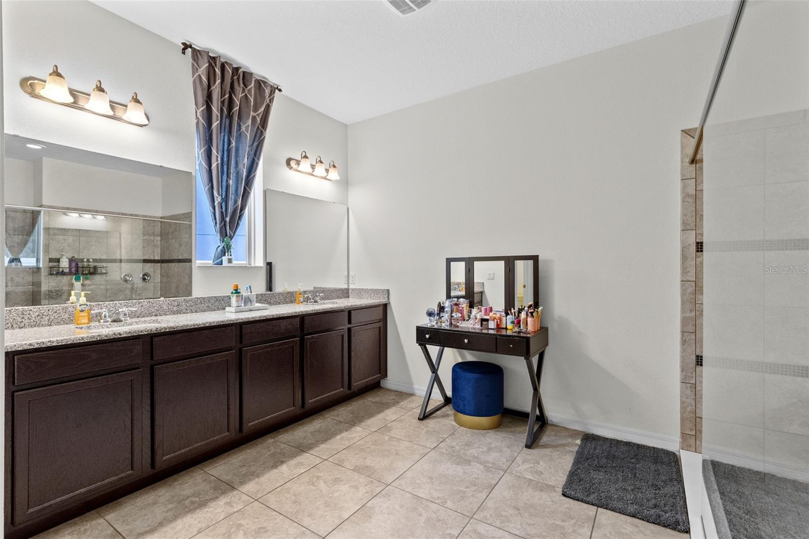 1553 Pine Marsh Loop Property Photo 18