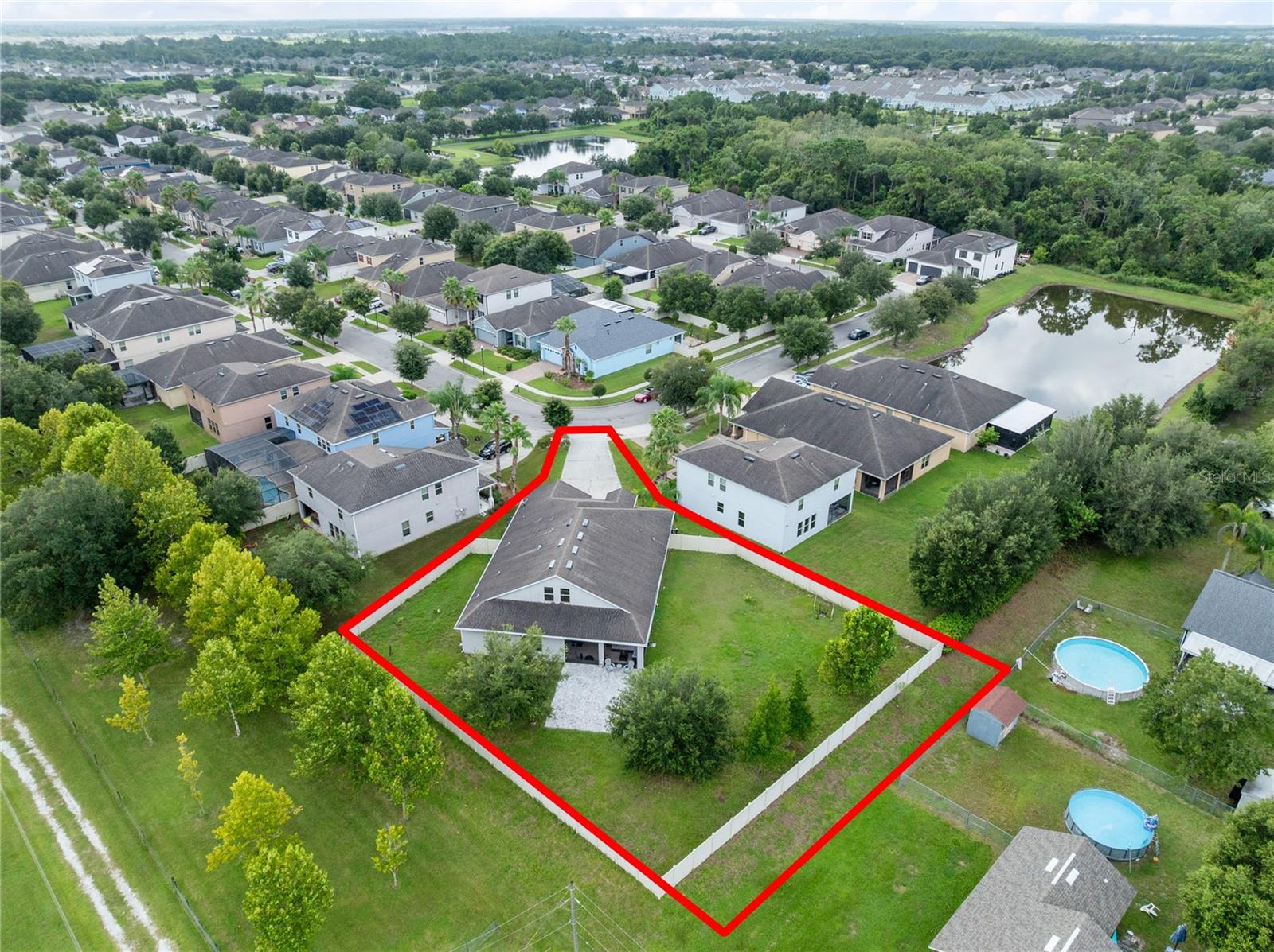 1553 Pine Marsh Loop Property Photo 30
