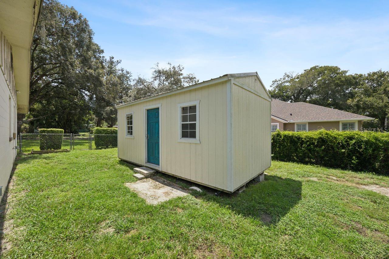 405 Oakhurst St Property Photo 42