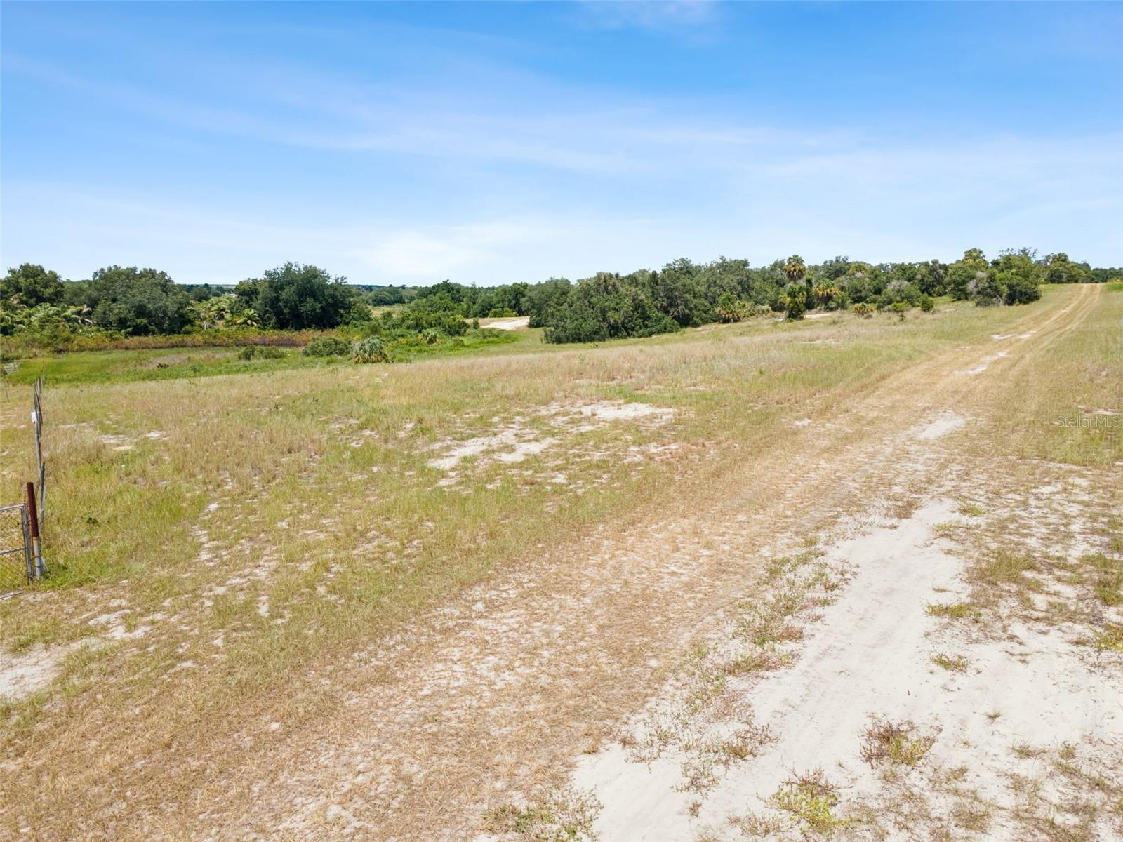 LAKE ANDREA RD Property Photo 1