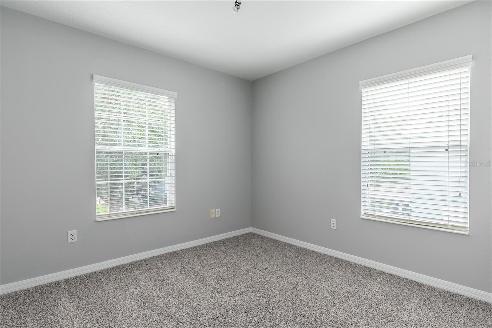 O6436284 Property Photo 10