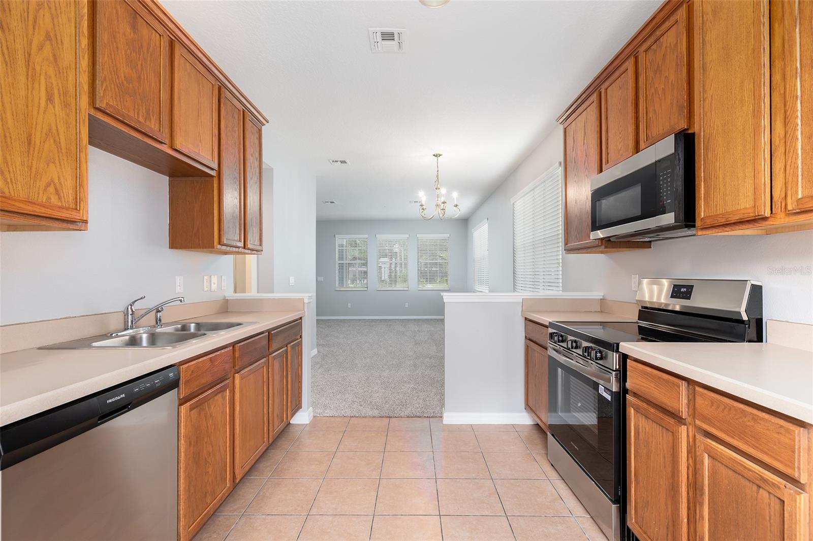 O6436284 Property Photo 16