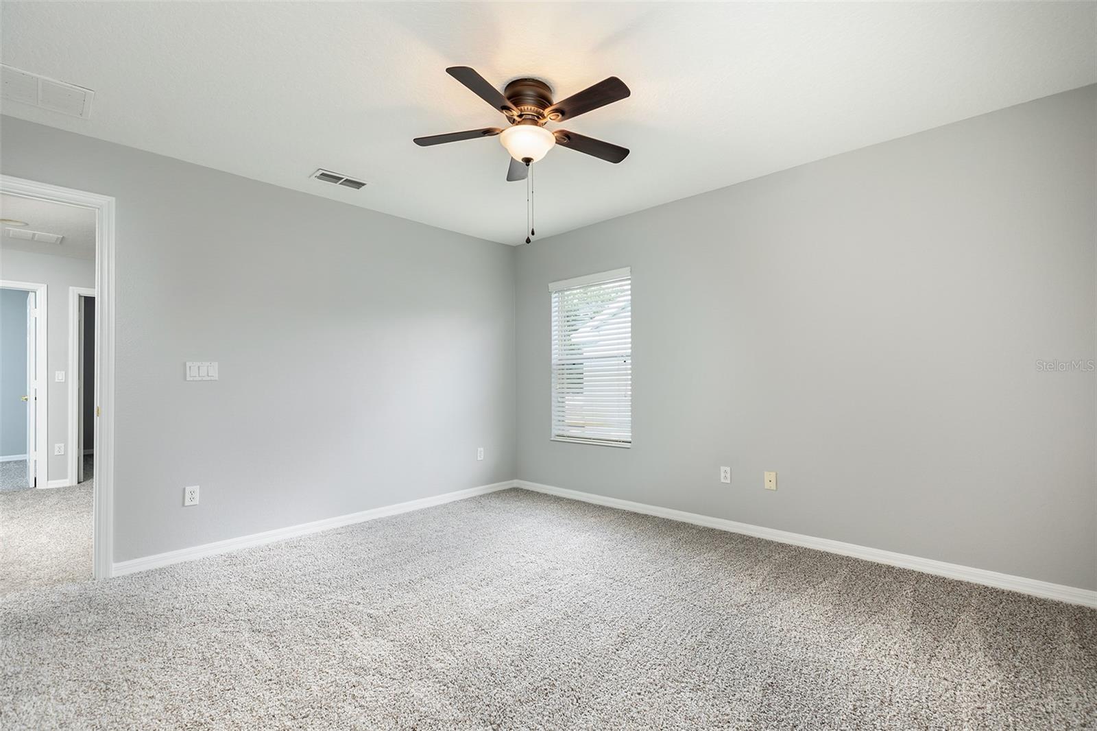 O6436284 Property Photo 20