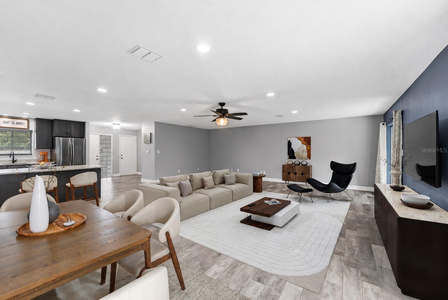 10702 William Tell Dr Property Photo 8