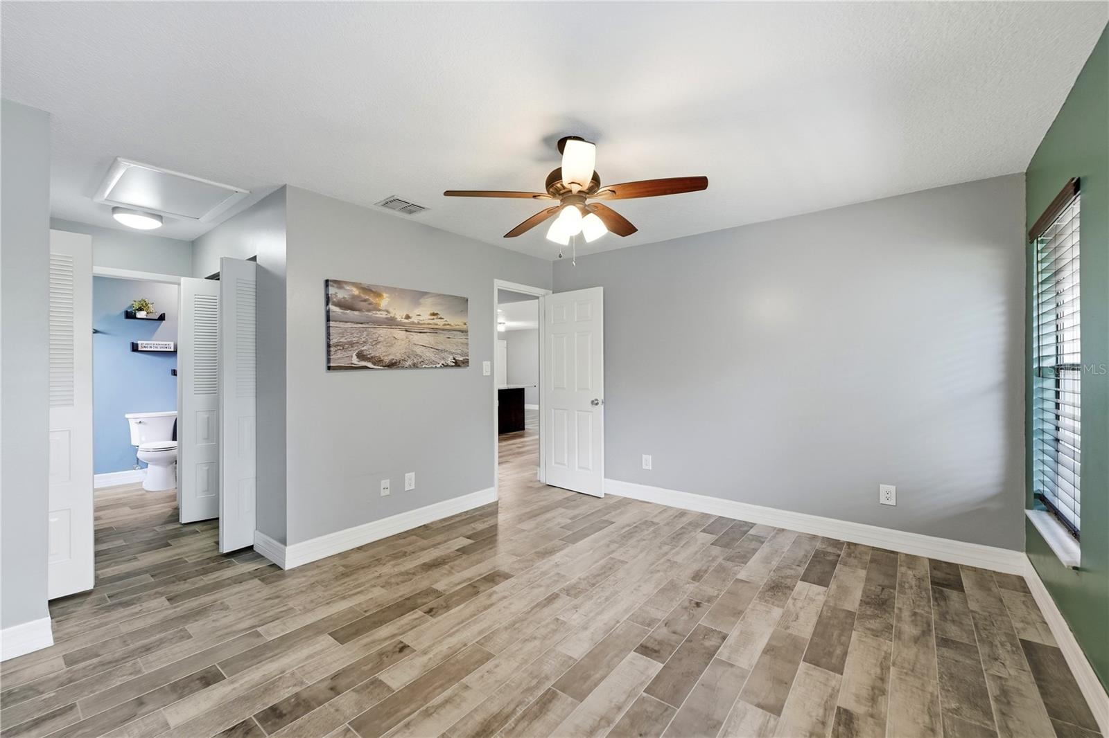 10702 William Tell Dr Property Photo 16