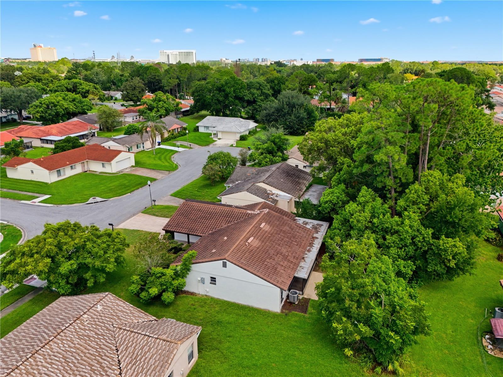 10702 William Tell Dr Property Photo 29