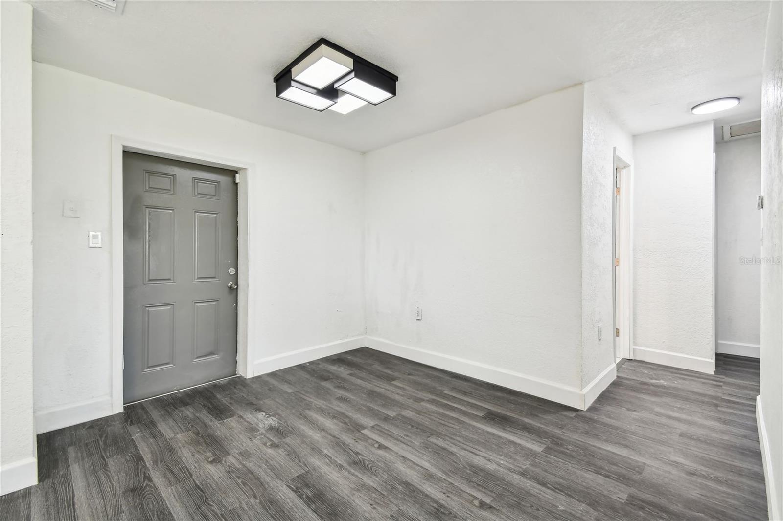 4853 Lanette St Property Photo 6