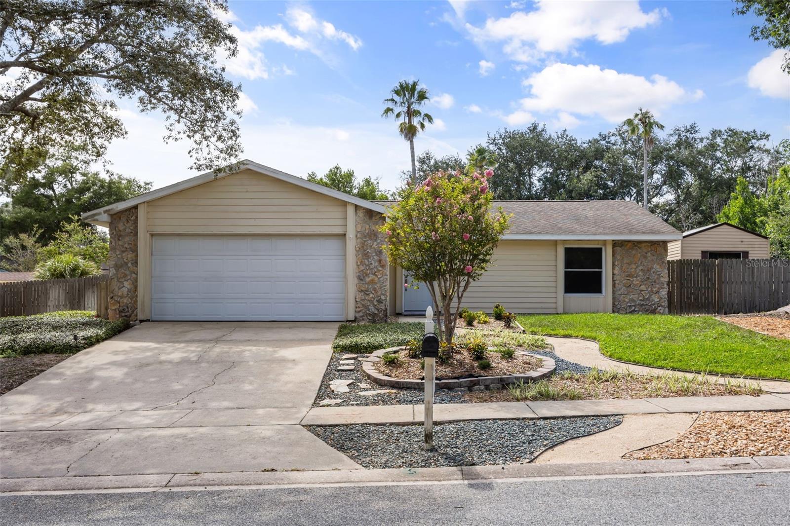 2808 Tamarack Trl Property Photo 1