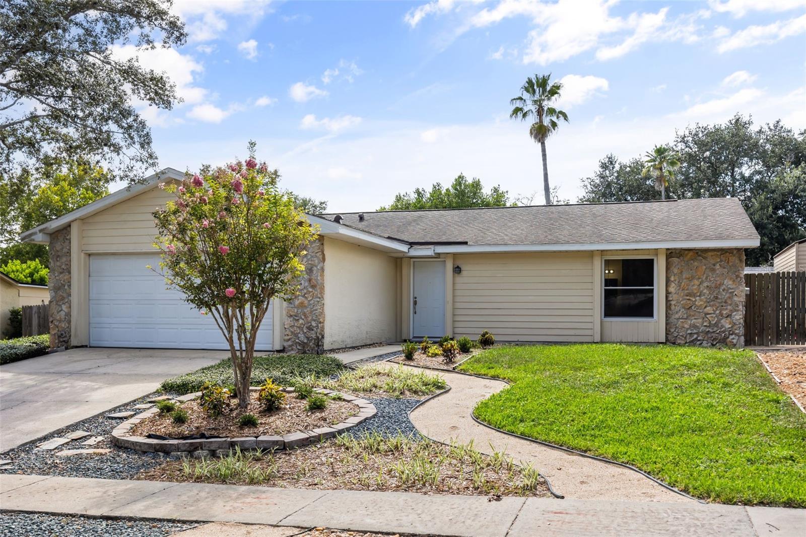 2808 Tamarack Trl Property Photo 1