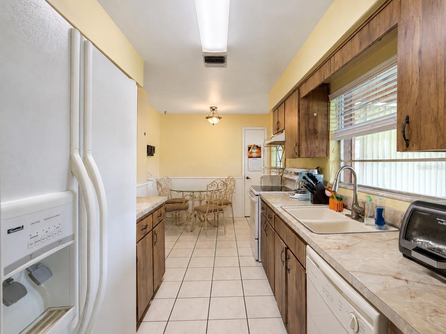 2777 Green Meadow Cir Property Photo 11