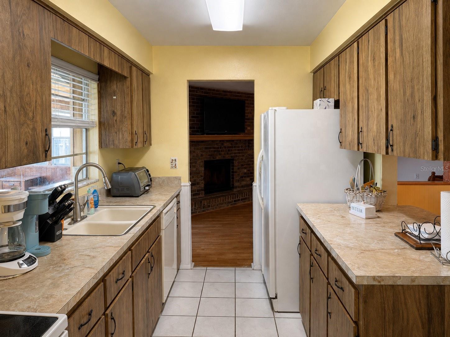 2777 Green Meadow Cir Property Photo 12