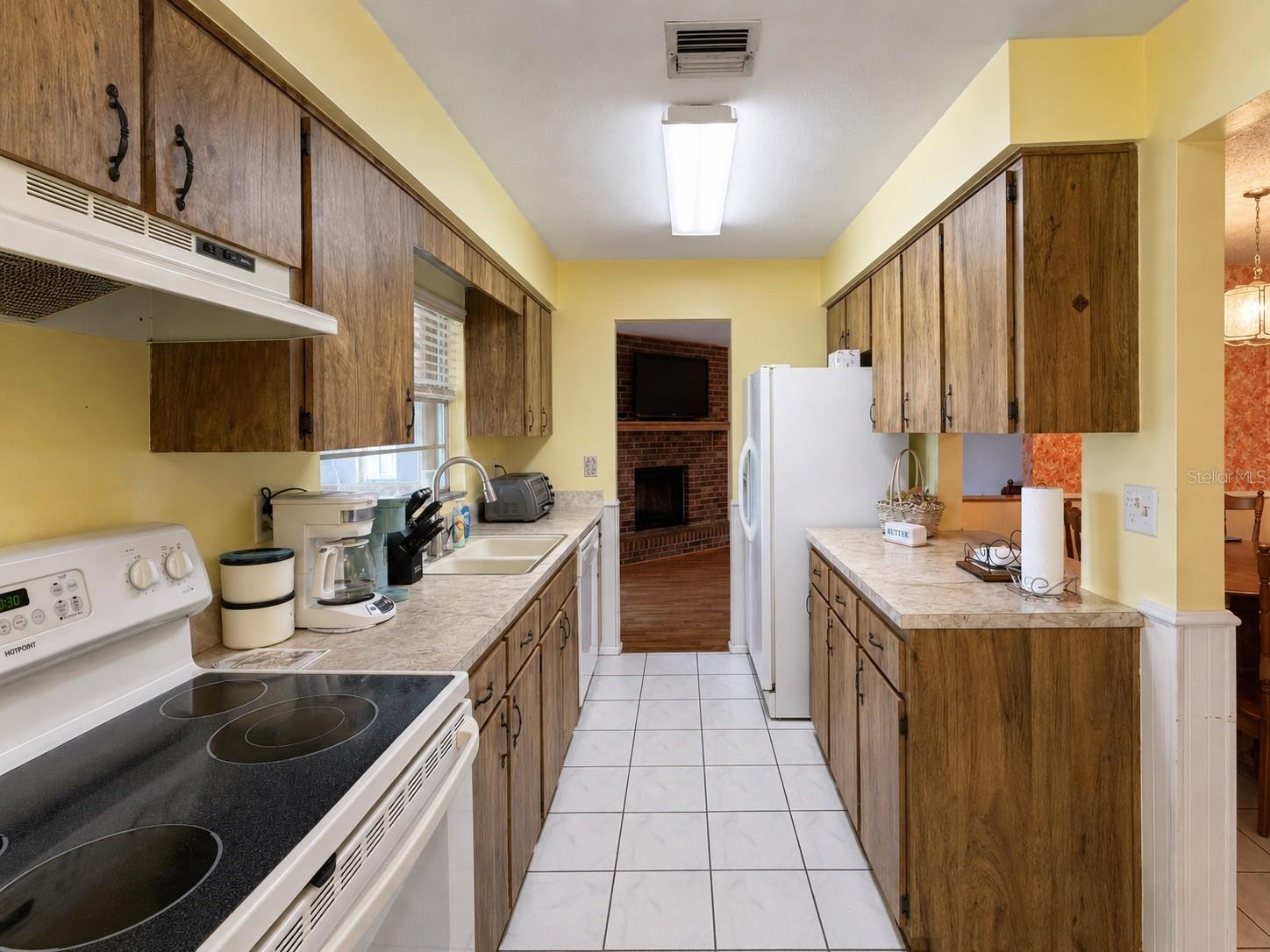 2777 Green Meadow Cir Property Photo 13