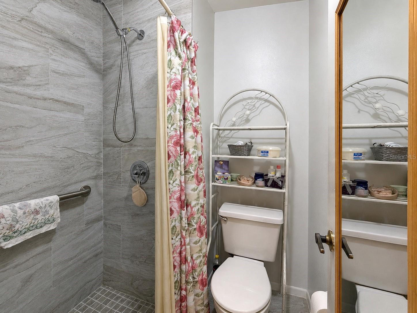 2777 Green Meadow Cir Property Photo 25