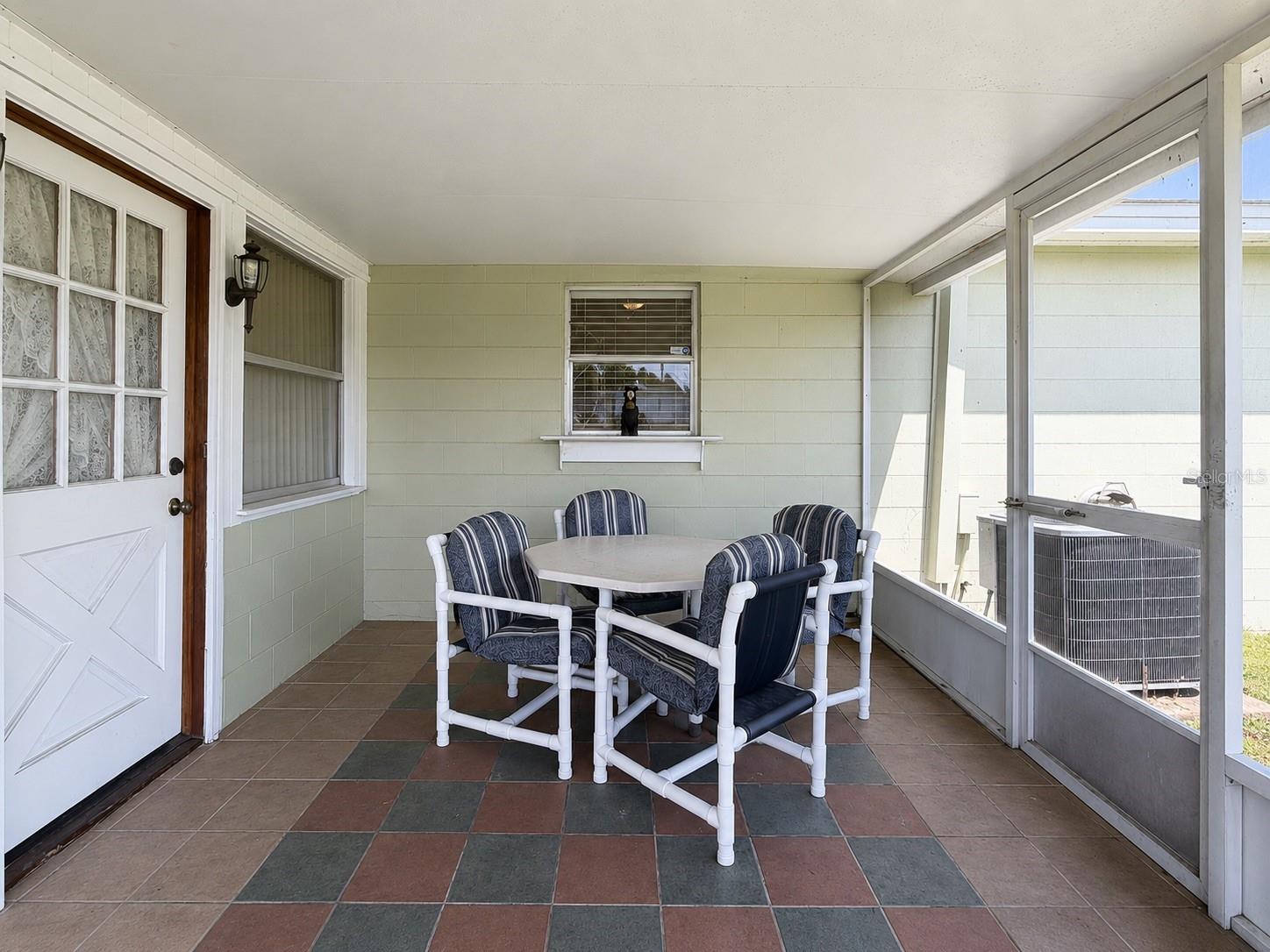 2777 Green Meadow Cir Property Photo 29