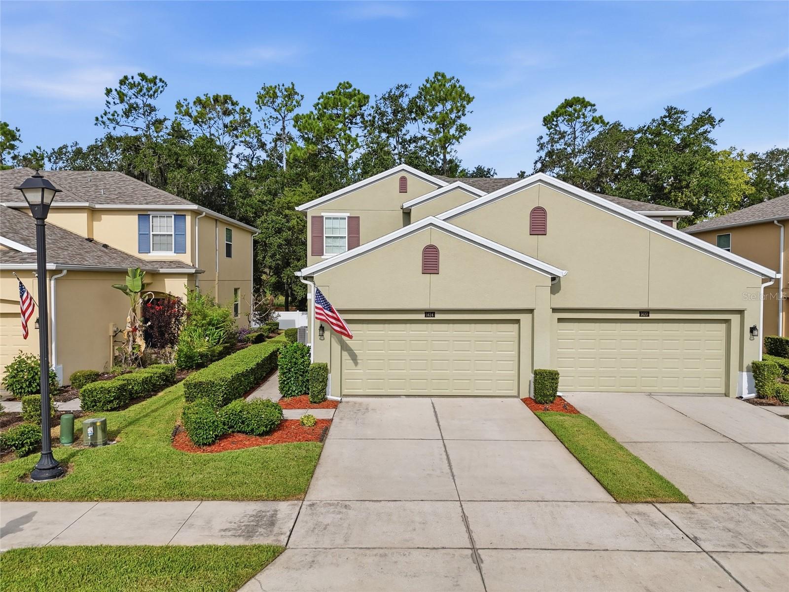 1424 Scarlet Oak Loop Property Photo 2
