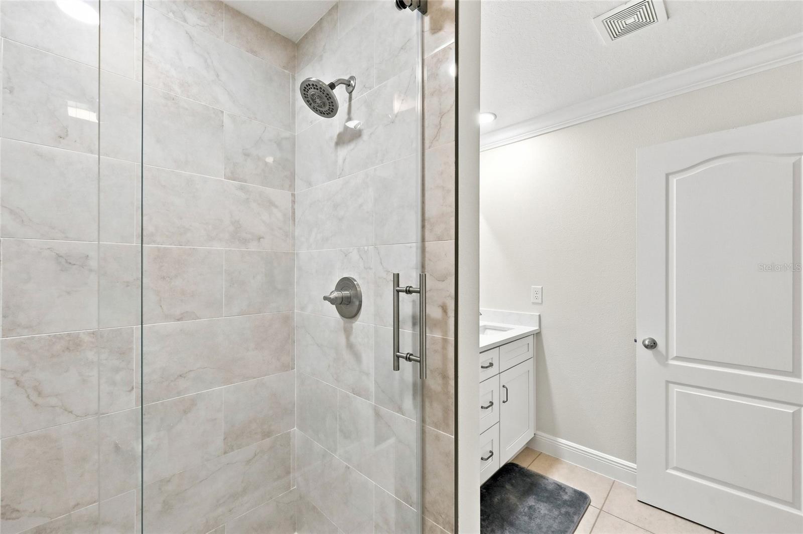 1424 Scarlet Oak Loop Property Photo 23