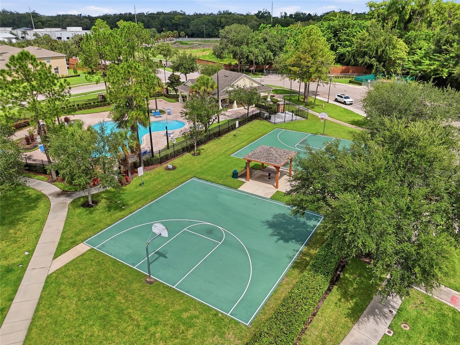 1424 Scarlet Oak Loop Property Photo 46