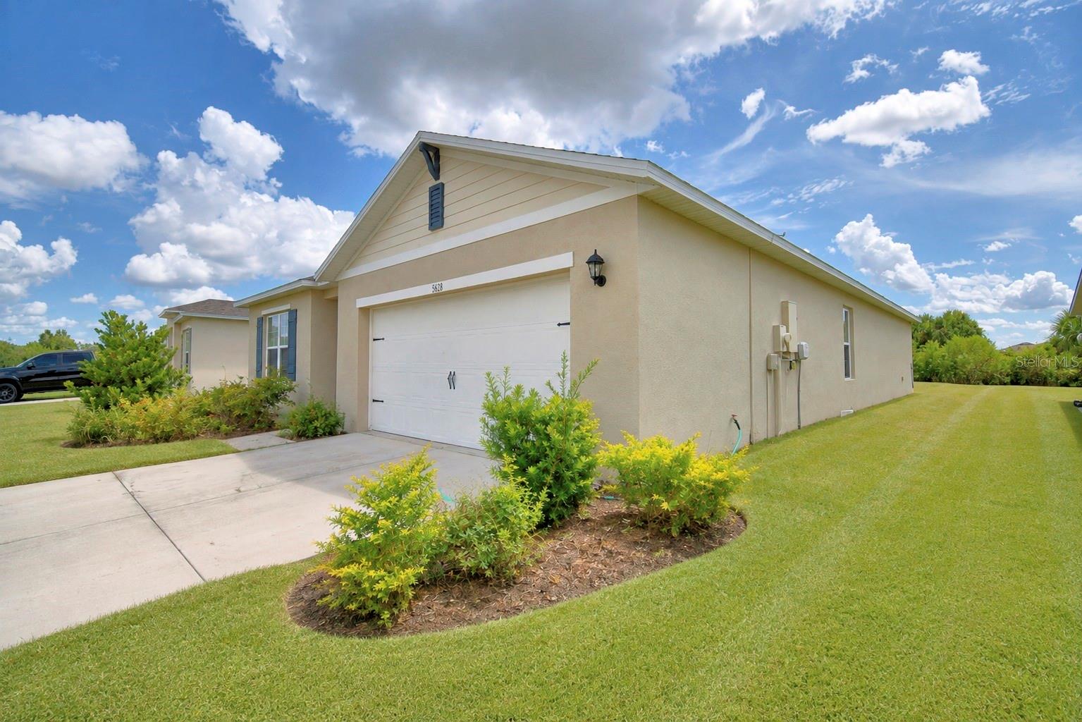 5628 Siltstone St Property Photo 5