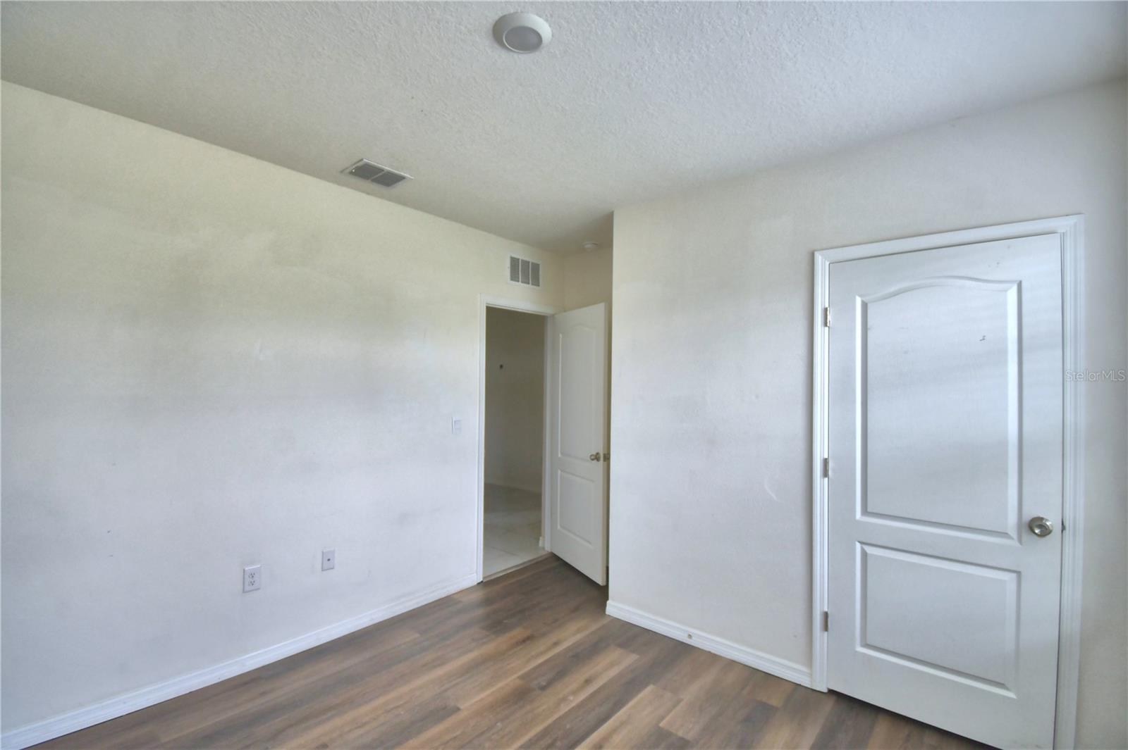 5628 Siltstone St Property Photo 12