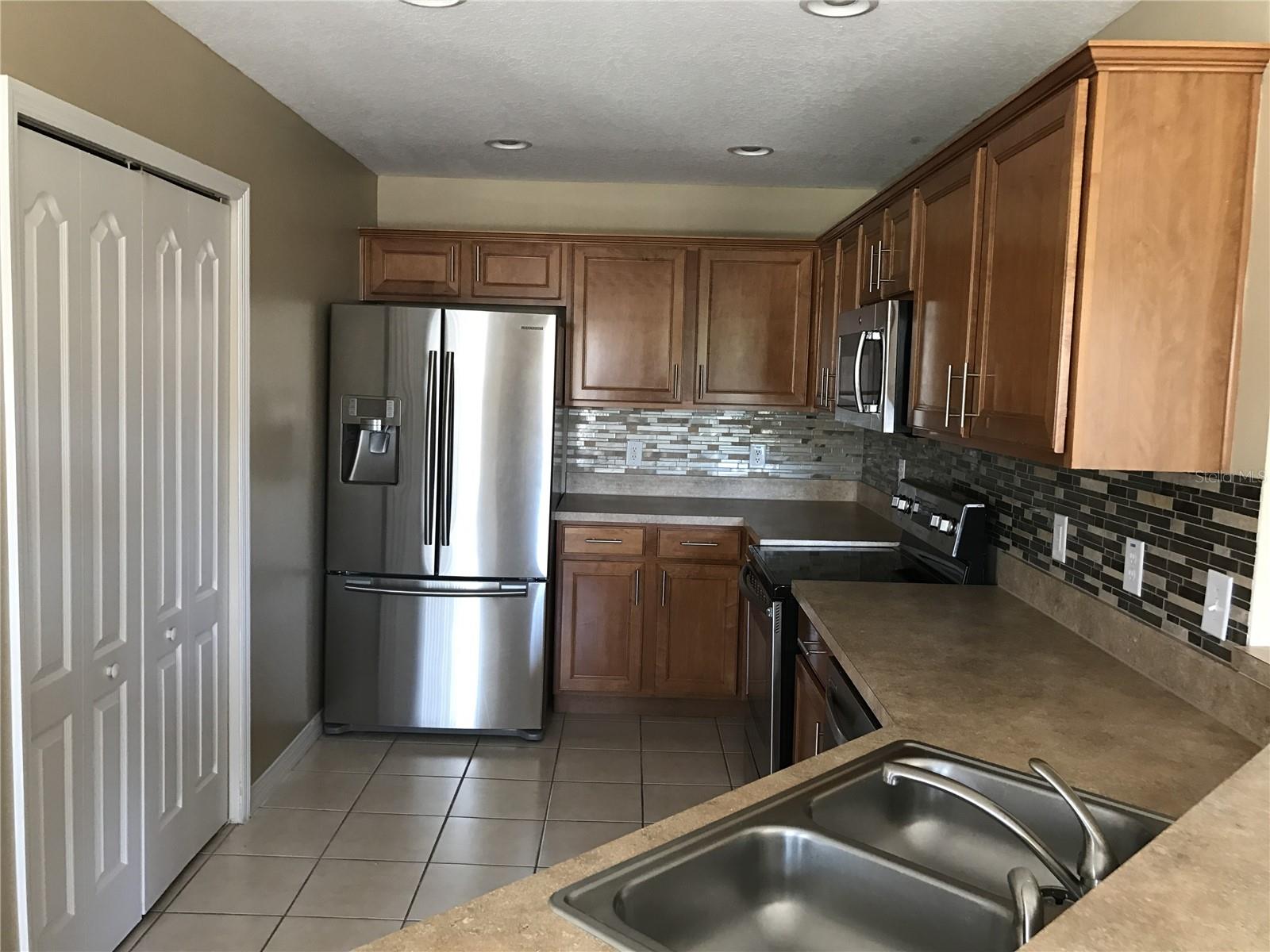 4020 Pemberly Pines Cir Property Photo 12