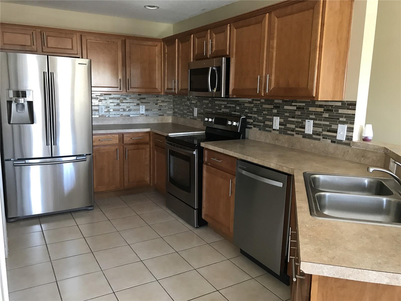 4020 Pemberly Pines Cir Property Photo 13