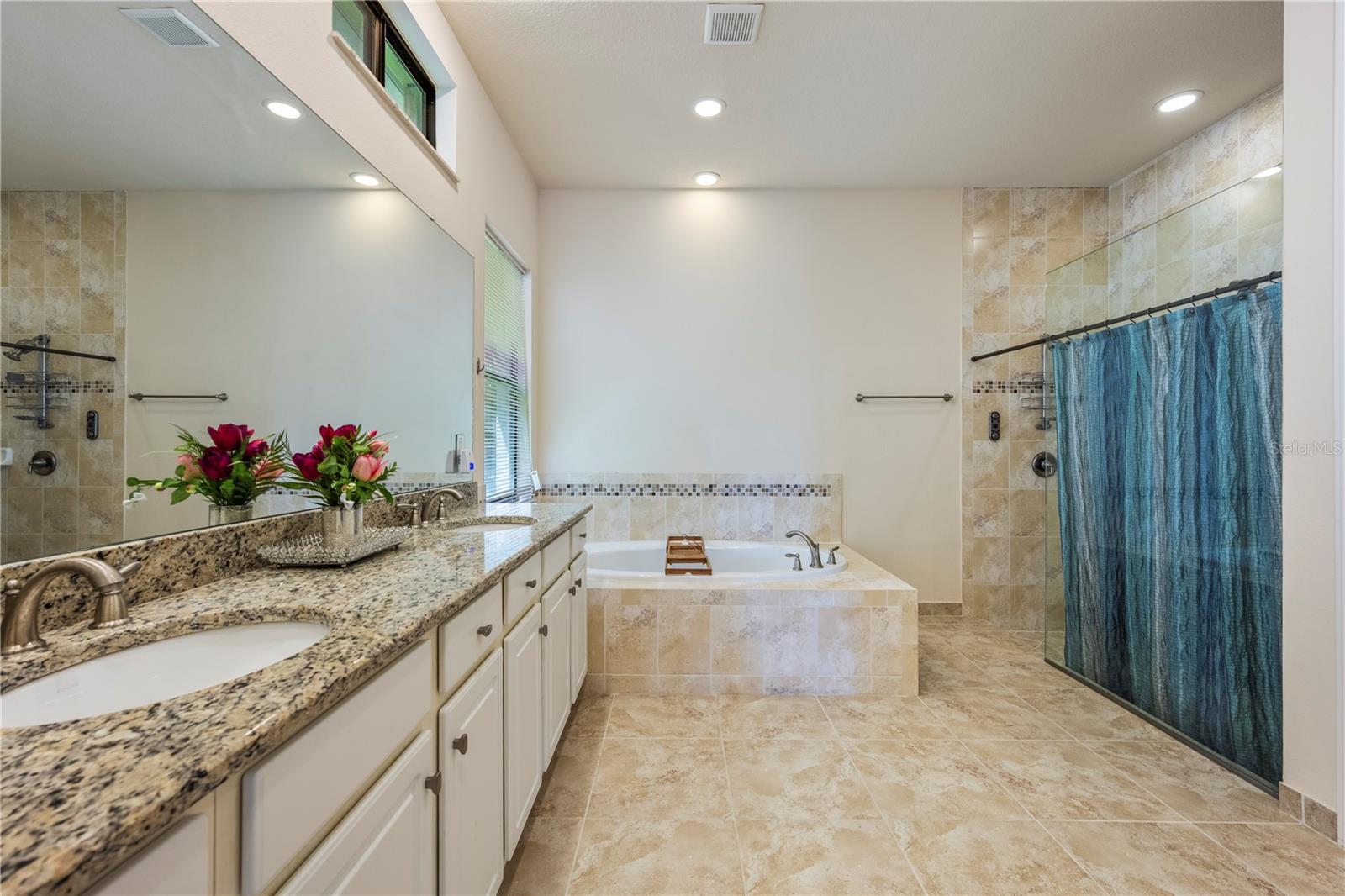 11015 Mobberley Cir Property Photo 18
