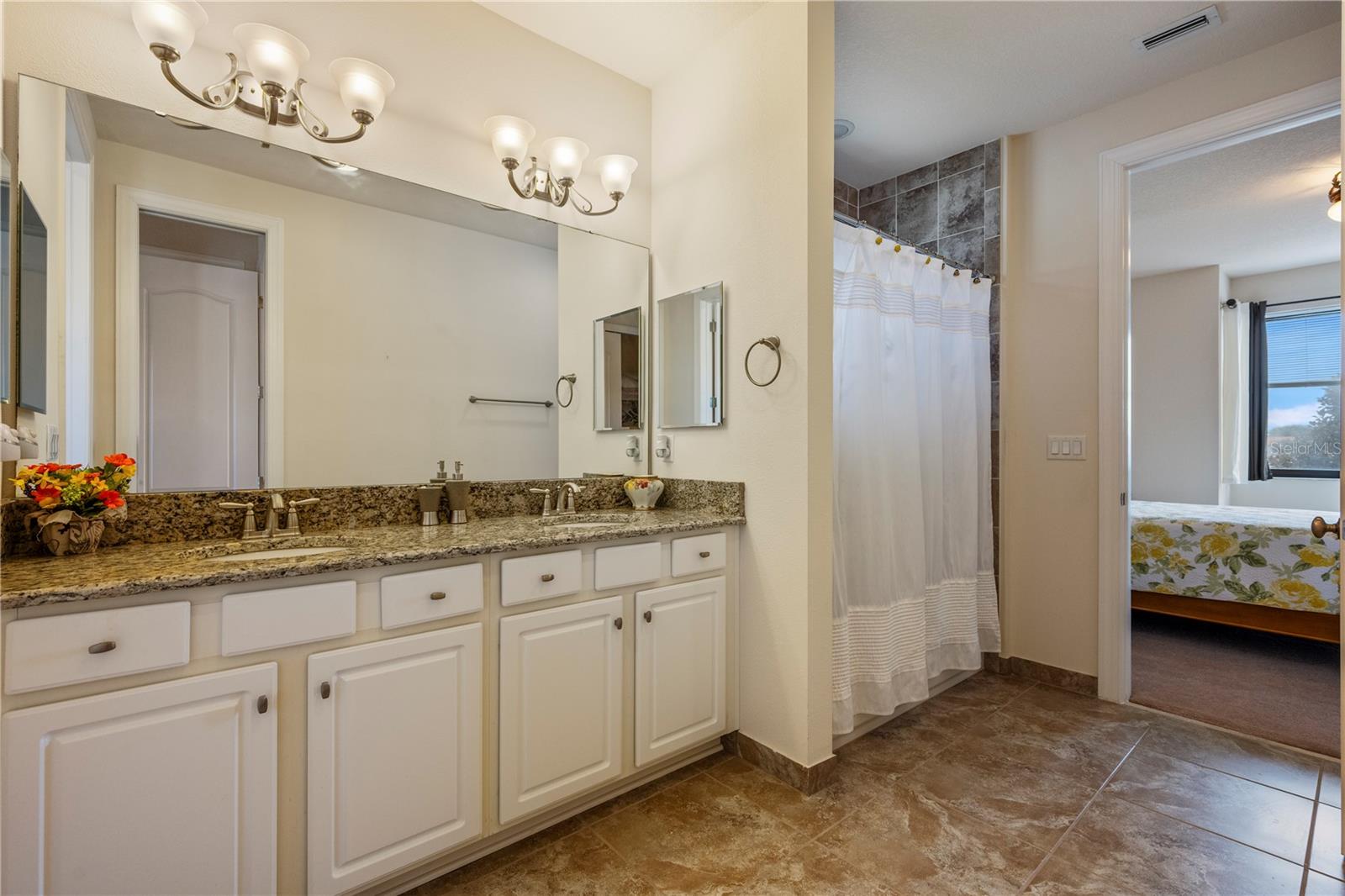 11015 Mobberley Cir Property Photo 32