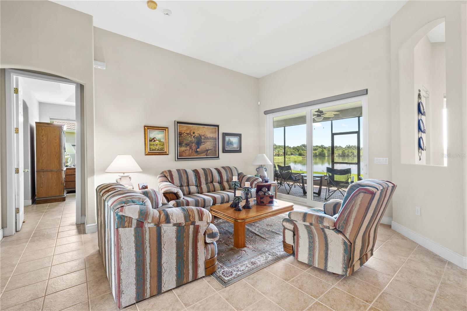 3553 Somerset Cir Property Photo 16
