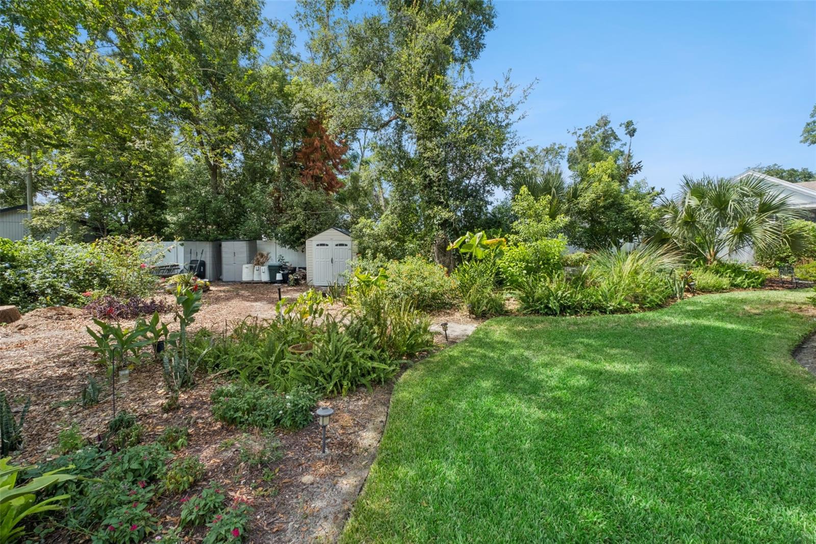 2024 Sawgrass Dr Property Photo 35