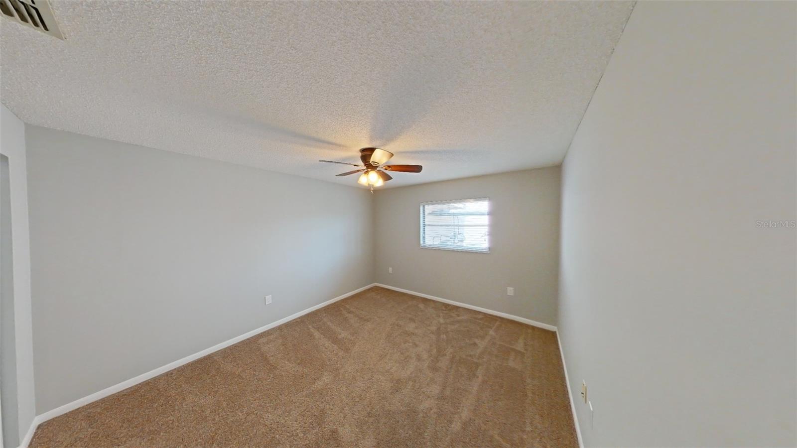 4602 Lafayette Ave Property Photo 8