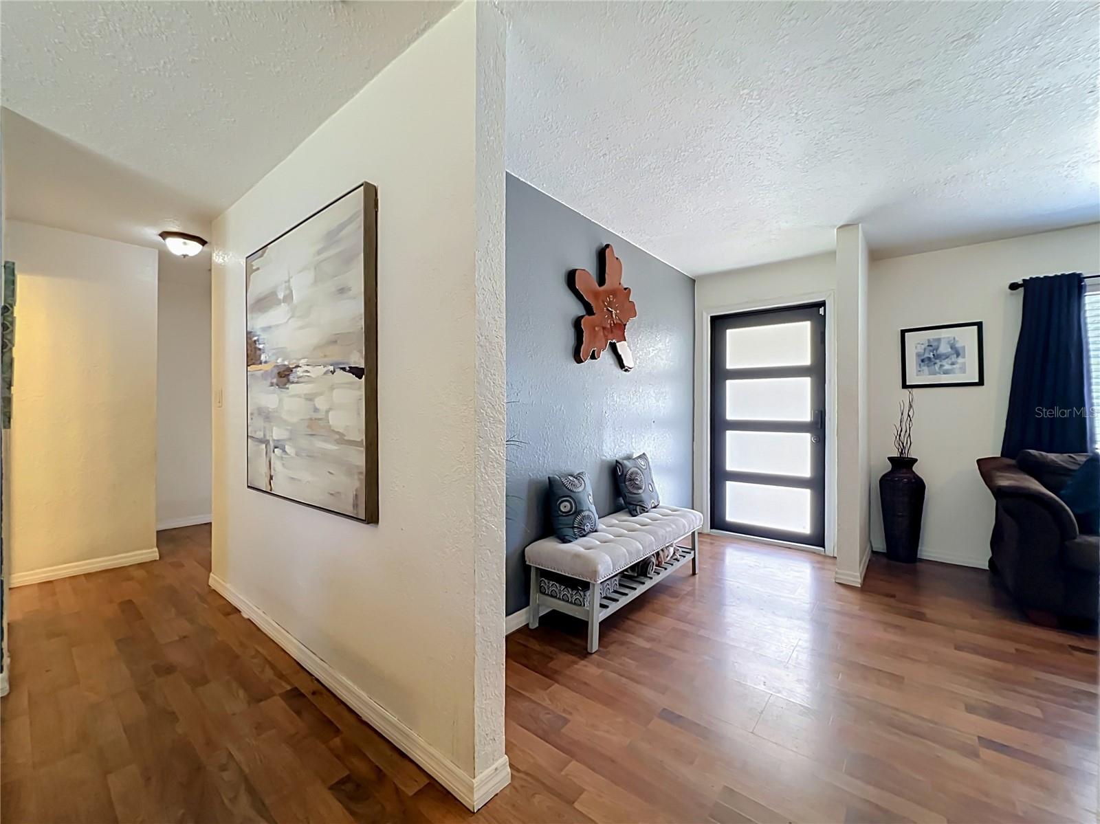 23 E Hammon Dr Property Photo 4